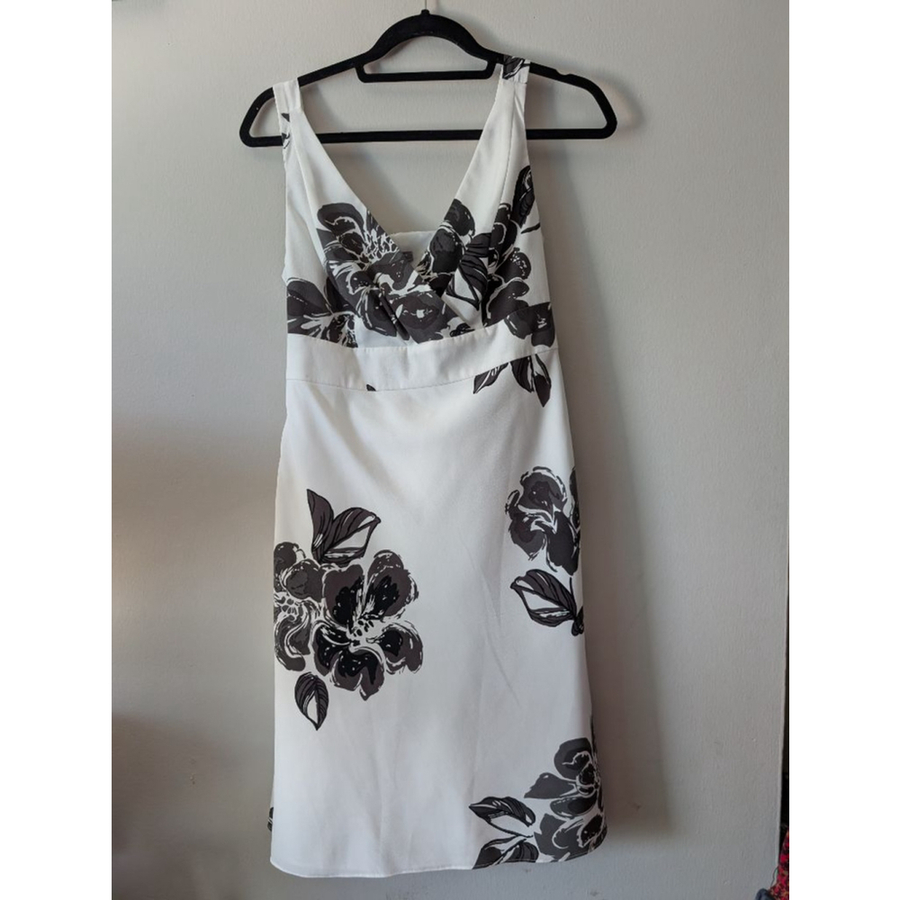 Ann Taylor Dress Size 6 Sleeveless Back Tie